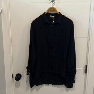 24 Colours NWT button up black 1 2 sleeve blouse size 8